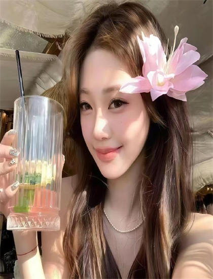 文化批评《卡车的革新》：探索文化身份与自我认同的探索 认识艺术的文化教育功能