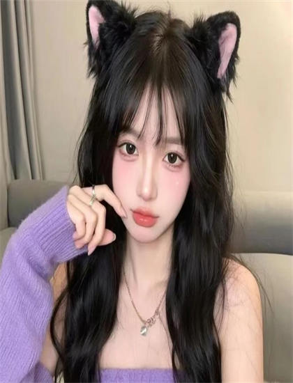 最后的狮群与当代文化：微距拍摄的细节表现与视觉冲击 探索文化表达的多种形式